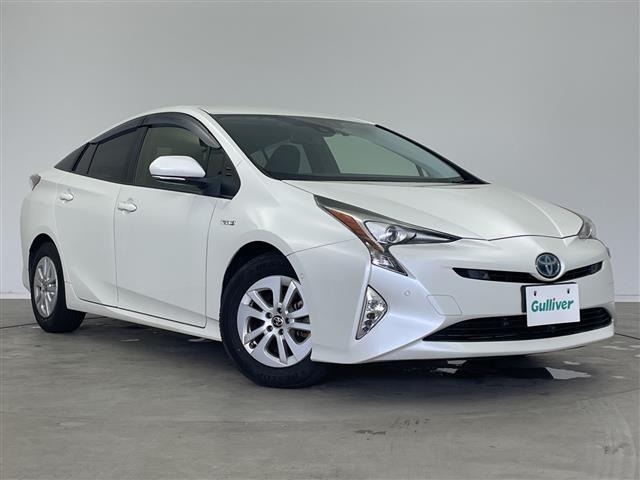 Toyota PRIUS 2017 7637557-0