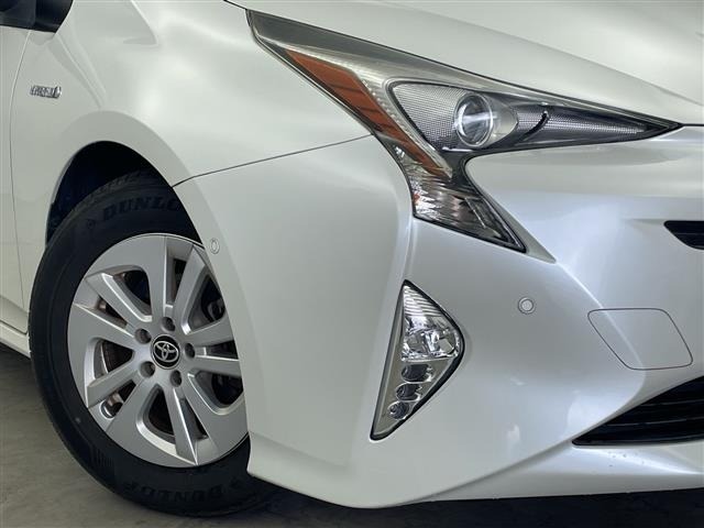 Toyota PRIUS 2017 7637557-11