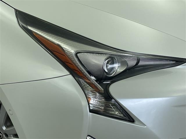 Toyota PRIUS 2017 7637557-12