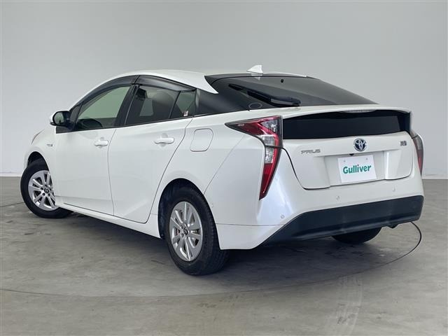 Toyota PRIUS 2017 7637557-13