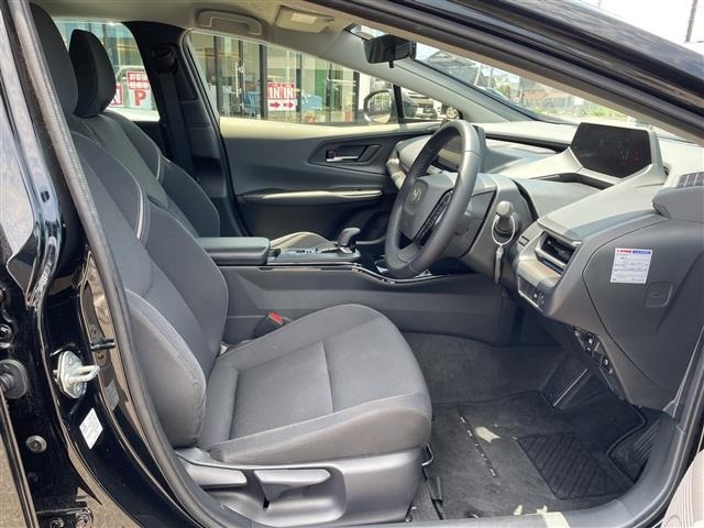 Toyota PRIUS 2024 7637558-10