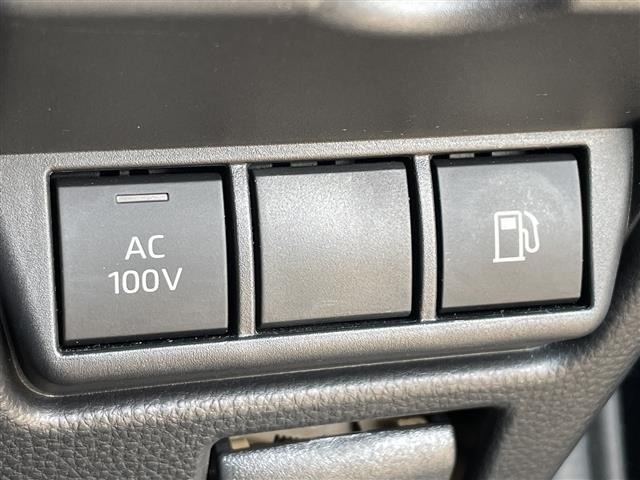 Toyota PRIUS 2024 7637558-18
