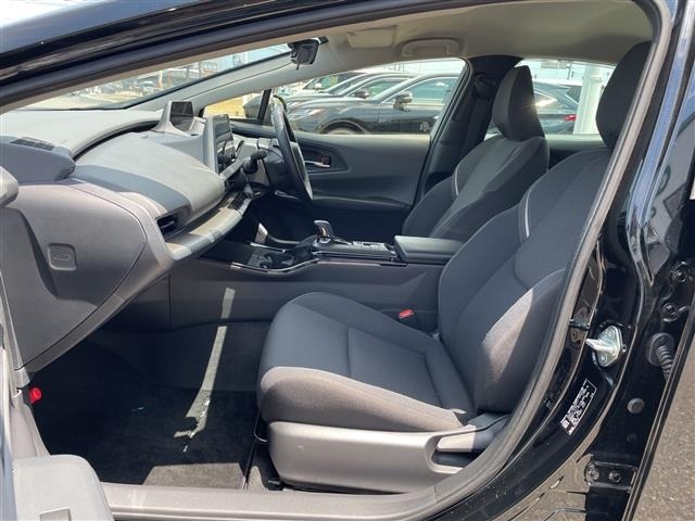 Toyota PRIUS 2024 7637558-20