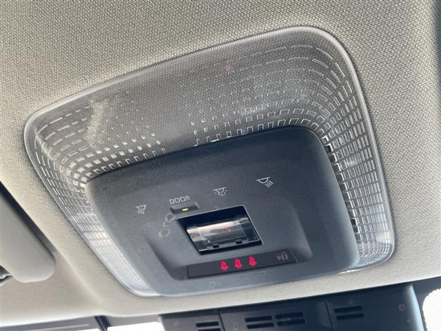Toyota PRIUS 2024 7637558-8