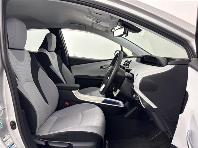 Toyota PRIUS 2015 7637584-1