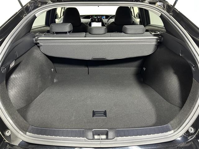 Toyota PRIUS 2016 7637593-4