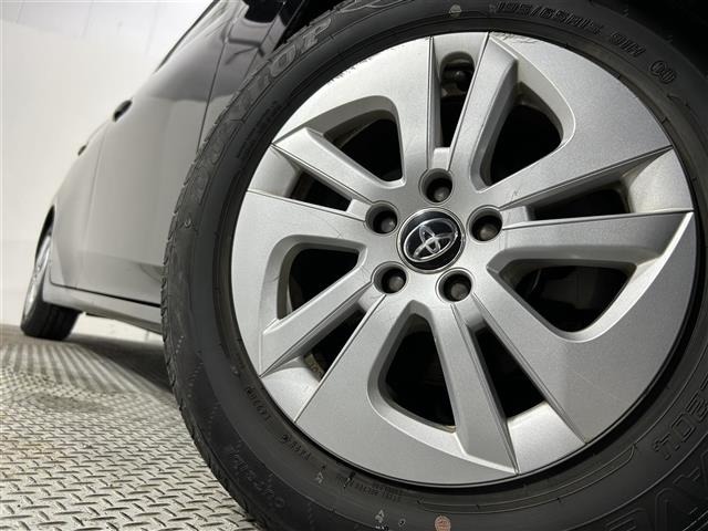 Toyota PRIUS 2016 7637593-6