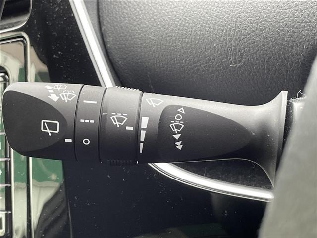 Toyota PRIUS 2016 7637600-11