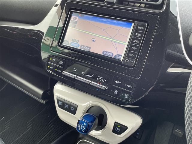 Toyota PRIUS 2016 7637600-15