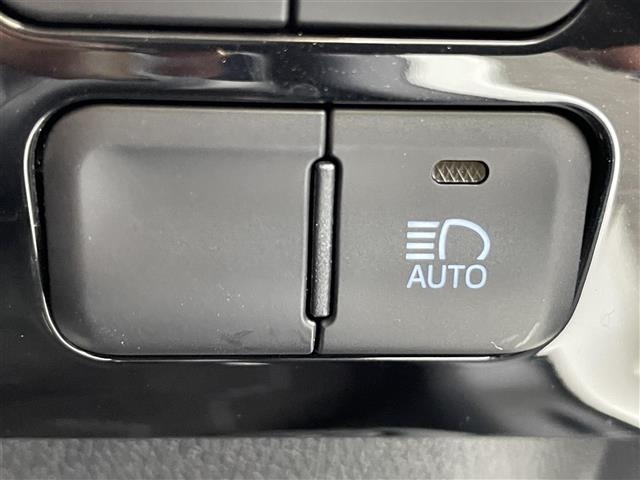 Toyota PRIUS 2016 7637600-3