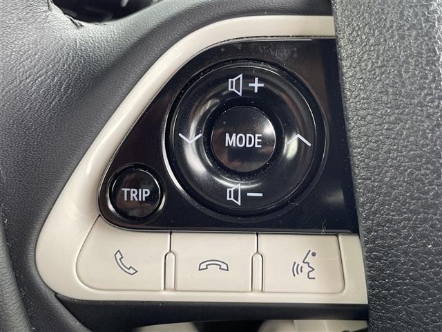 Toyota PRIUS 2016 7637600-9