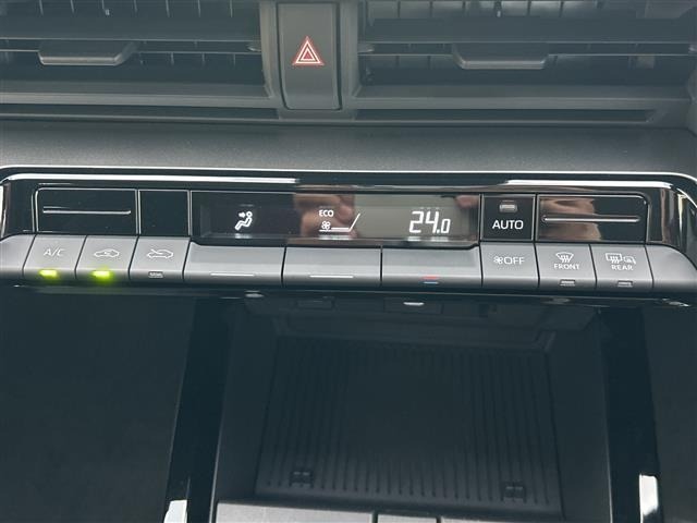 Toyota PRIUS 2024 7637620-1
