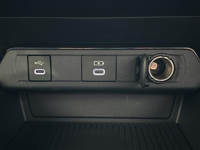 Toyota PRIUS 2024 7637620-22