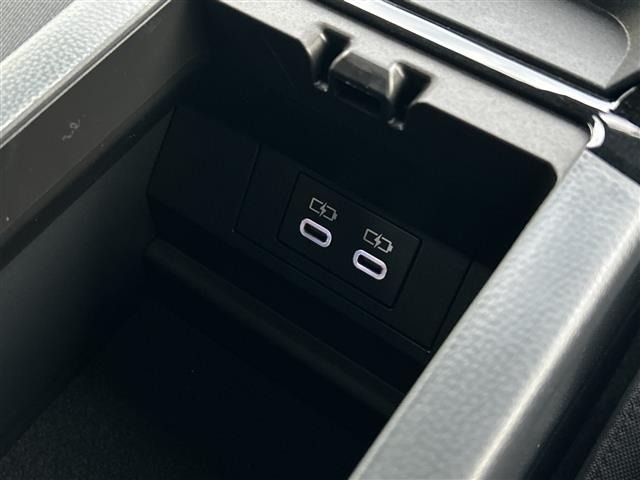 Toyota PRIUS 2024 7637620-4