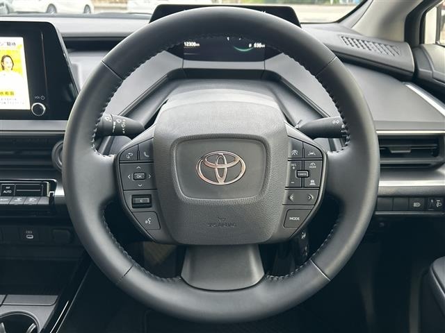 Toyota PRIUS 2024 7637620-7