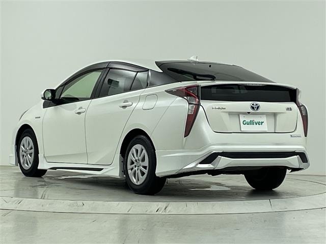 Toyota PRIUS 2016 7637628-13