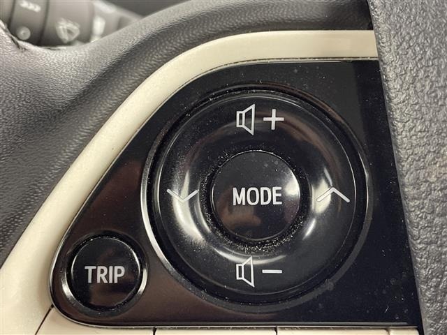 Toyota PRIUS 2016 7637628-8