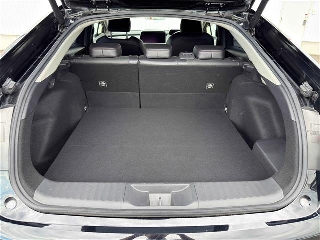 Toyota PRIUS 2023 7637629-10