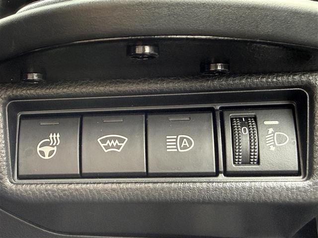 Toyota PRIUS 2023 7637629-19