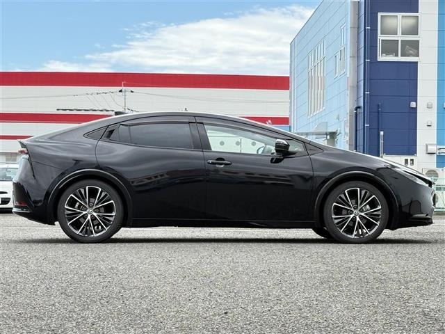 Toyota PRIUS 2023 7637629-22