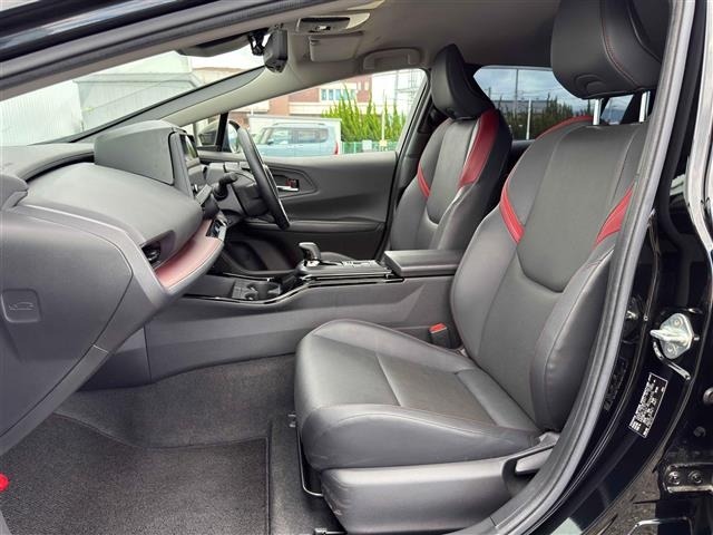 Toyota PRIUS 2023 7637629-7