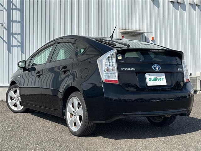 Toyota PRIUS 2010 7637641-13