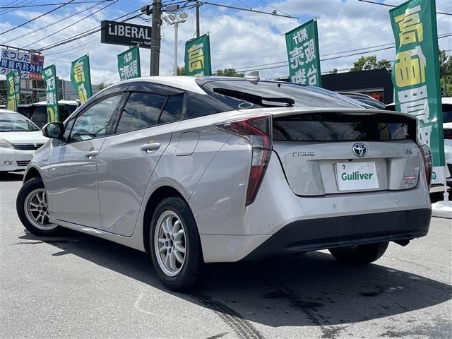 Toyota PRIUS 2016 7637642-13