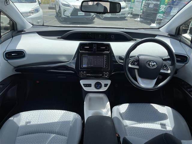 Toyota PRIUS 2016 7637642-14