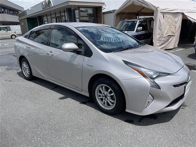 Toyota PRIUS 2016 7637642-3