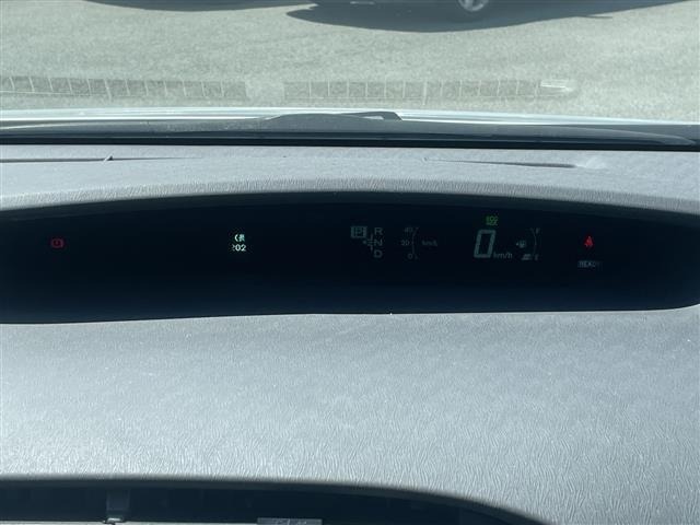 Toyota PRIUS 2015 7637650-1