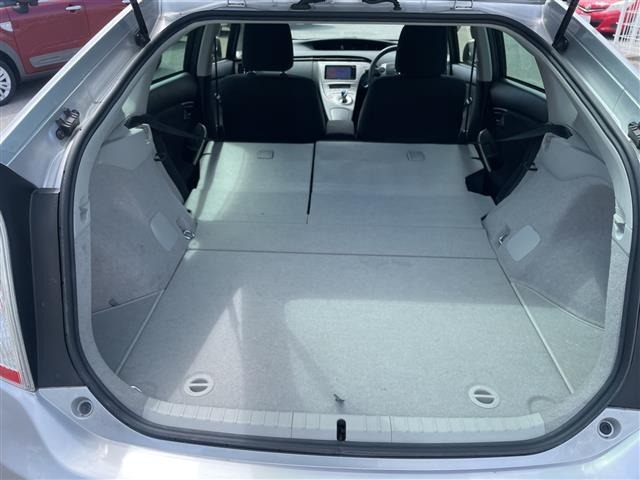 Toyota PRIUS 2015 7637650-12