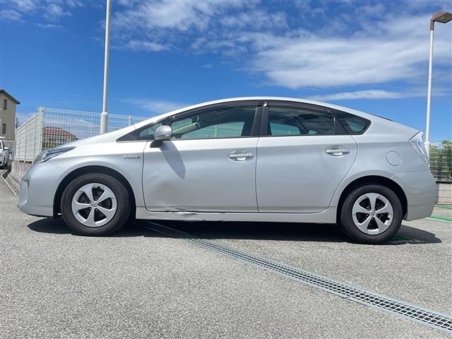 Toyota PRIUS 2015 7637650-6