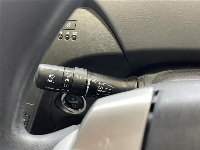 Toyota PRIUS 2011 7637651-21