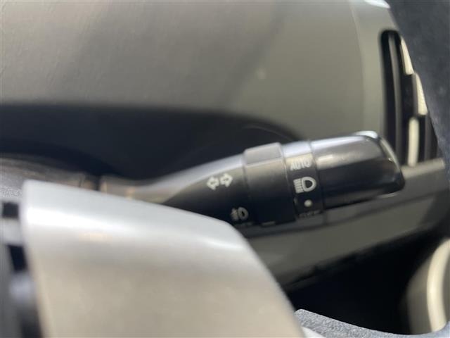 Toyota PRIUS 2011 7637651-23