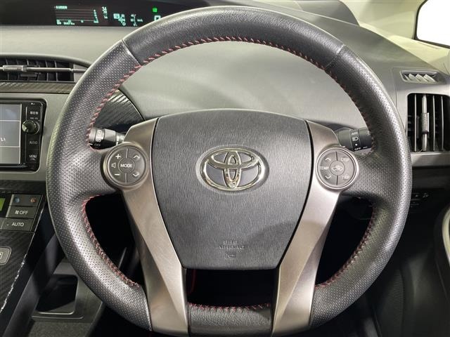 Toyota PRIUS 2015 7637666-18