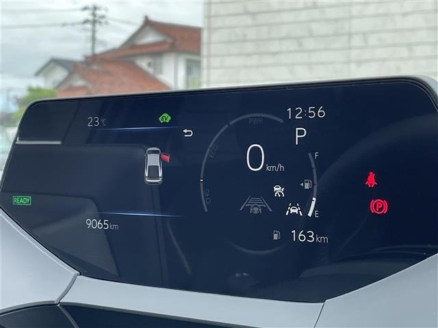 Toyota PRIUS 2023 7637667-12