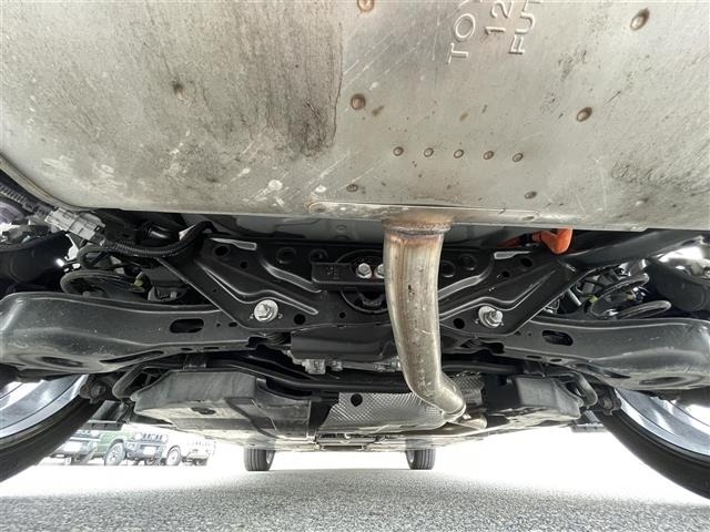 Toyota PRIUS 2023 7637667-3