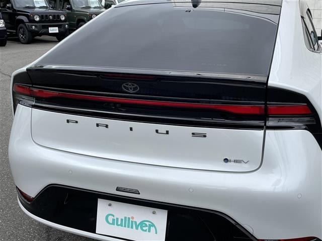 Toyota PRIUS 2023 7637667-9