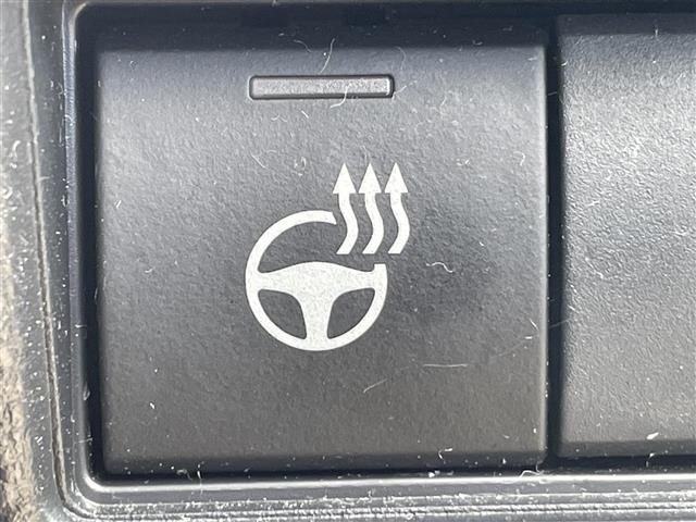 Toyota PRIUS 2023 7637691-18