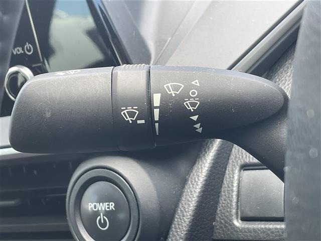 Toyota PRIUS 2023 7637691-5