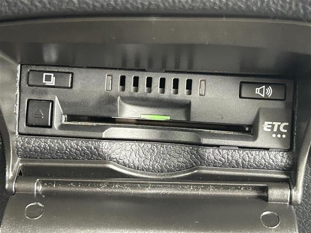 Toyota PRIUS 2017 7637693-10
