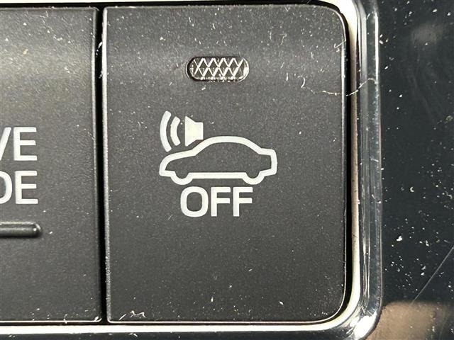 Toyota PRIUS 2017 7637693-13