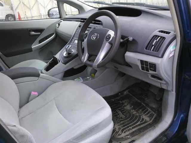 Toyota PRIUS 2009 7637867-3
