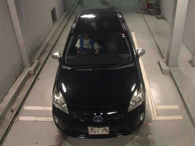 Toyota PRIUS 2015 7637891-6