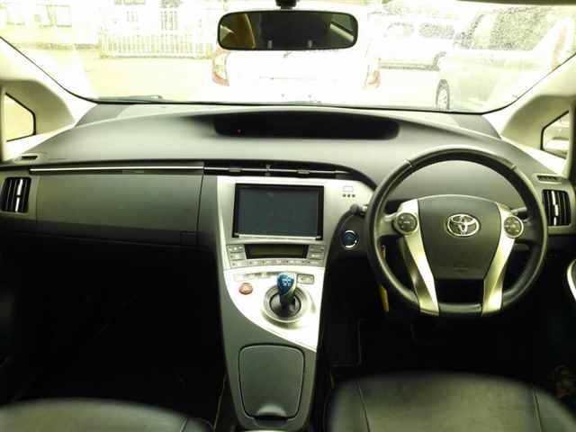 Toyota PRIUS 2015 7637891-8