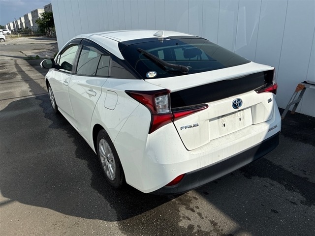 Toyota PRIUS 2021 7637967-1