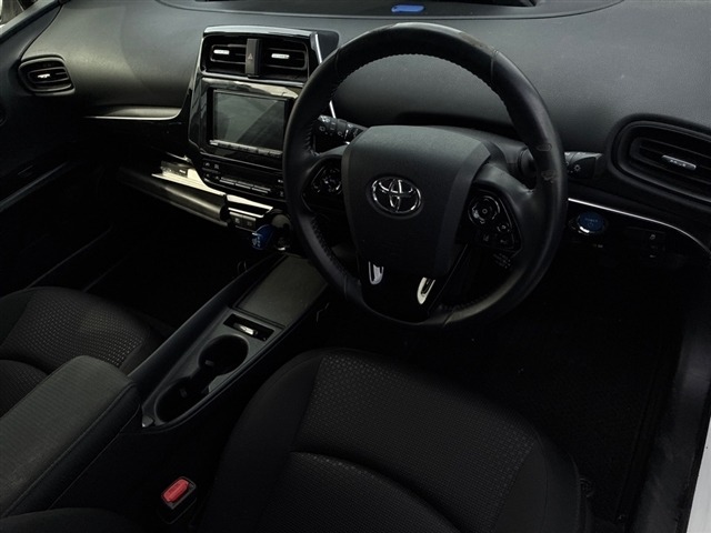 Toyota PRIUS 2021 7637967-3