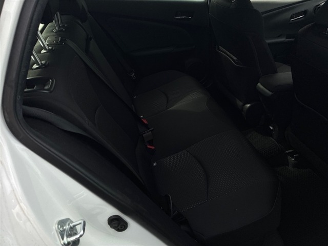 Toyota PRIUS 2021 7637967-6