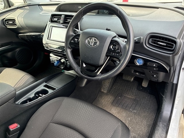 Toyota PRIUS 2019 7637977-3