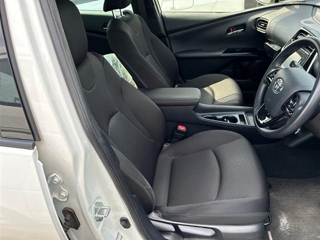 Toyota PRIUS 2019 7637977-5